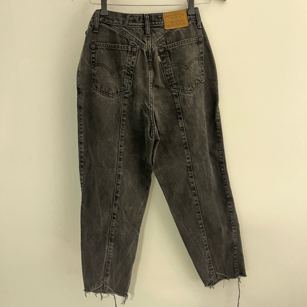 Levi's Charcoal Cropped Women's Jeans